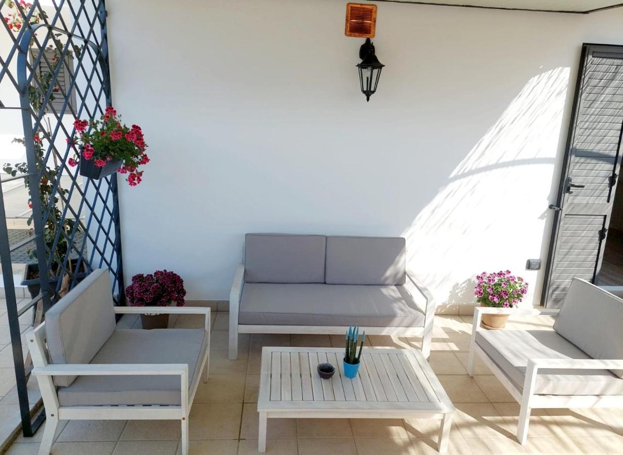 Terrazza 44 Daire Lecce Dış mekan fotoğraf